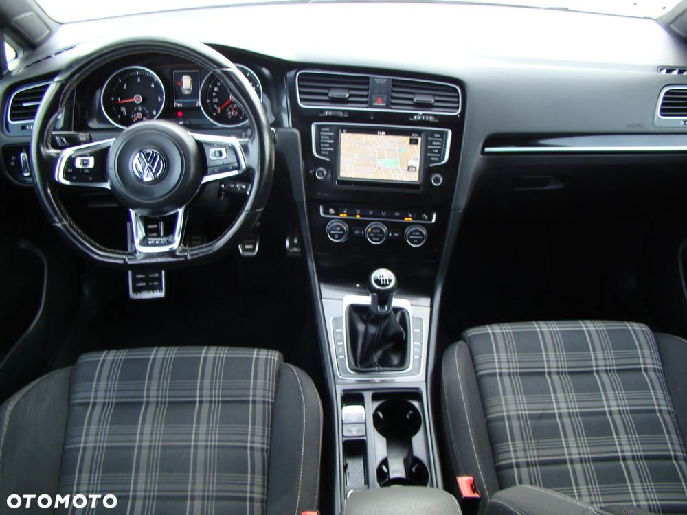 Volkswagen Golf Variant GTD BlueMotion Technology - 4
