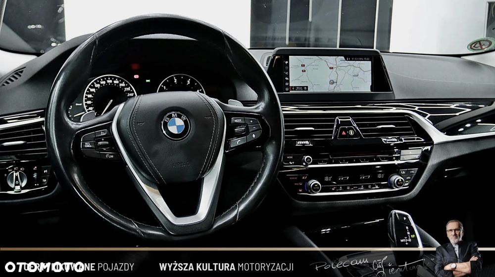 BMW Seria 5 520d xDrive Sport Line sport - 15