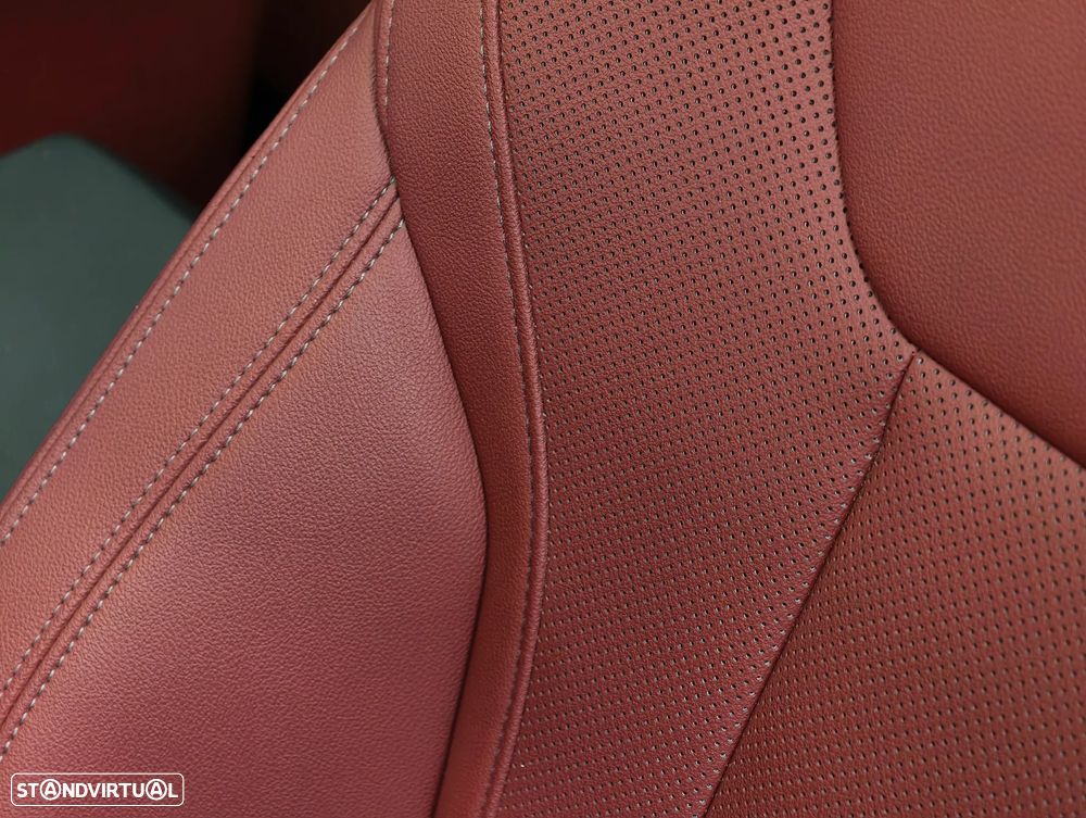 BMW 320 e Pack M Auto - 46