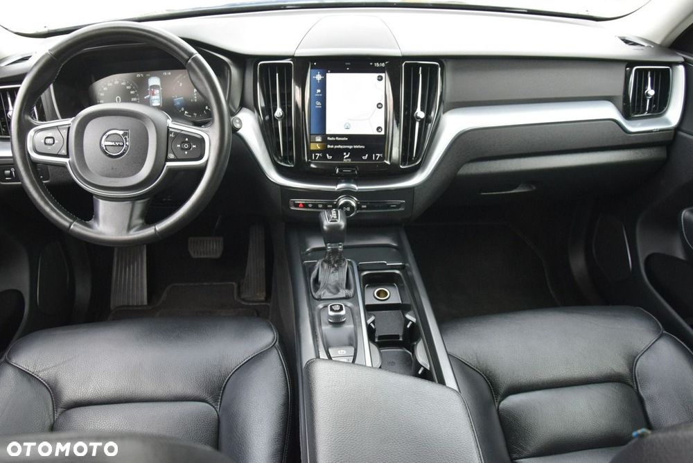 Volvo XC 60 D4 AWD Geartronic Momentum - 30