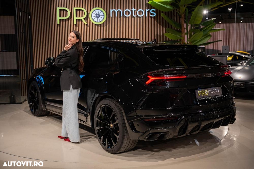 Lamborghini URUS - 22