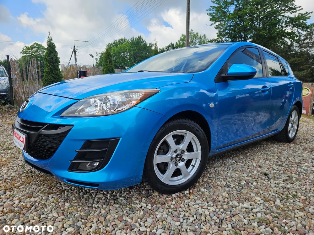 Mazda 3 1.6 Active + - 5