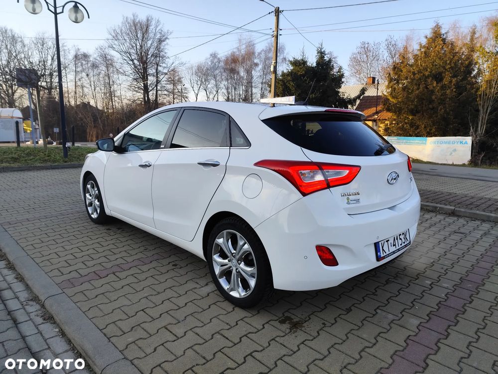 Hyundai i30 1.6 Fifa World Cup Edition - 28