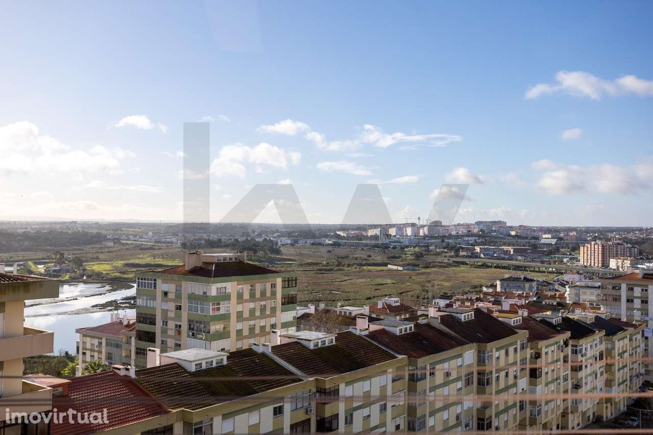 T4 com vista panorâmica e Arrecadacao - Grande imagem: 4/35