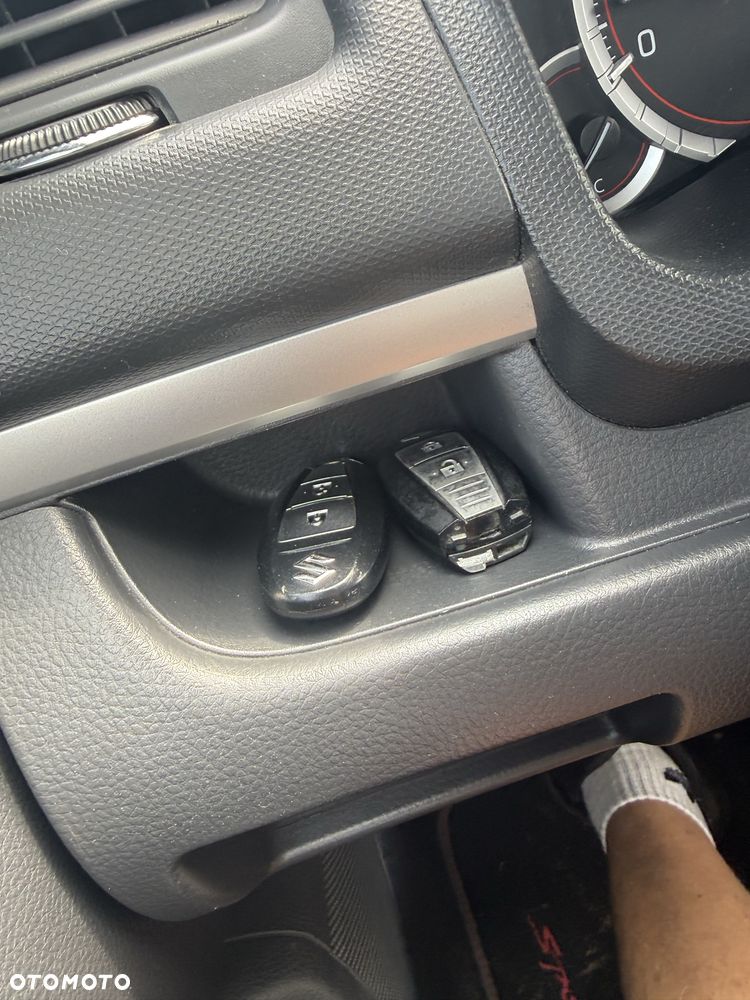 Suzuki Swift - 8