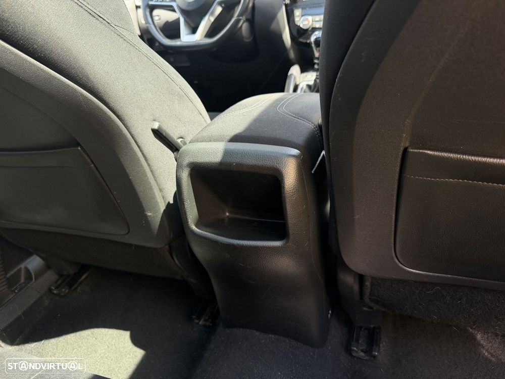 Nissan Qashqai 1.5 dCi 360 - 12