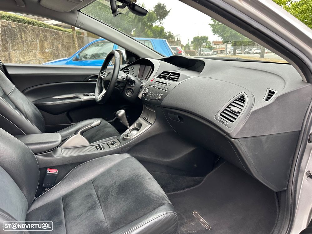 Honda Civic 1.4 i-VTEC Sport Edition - 36