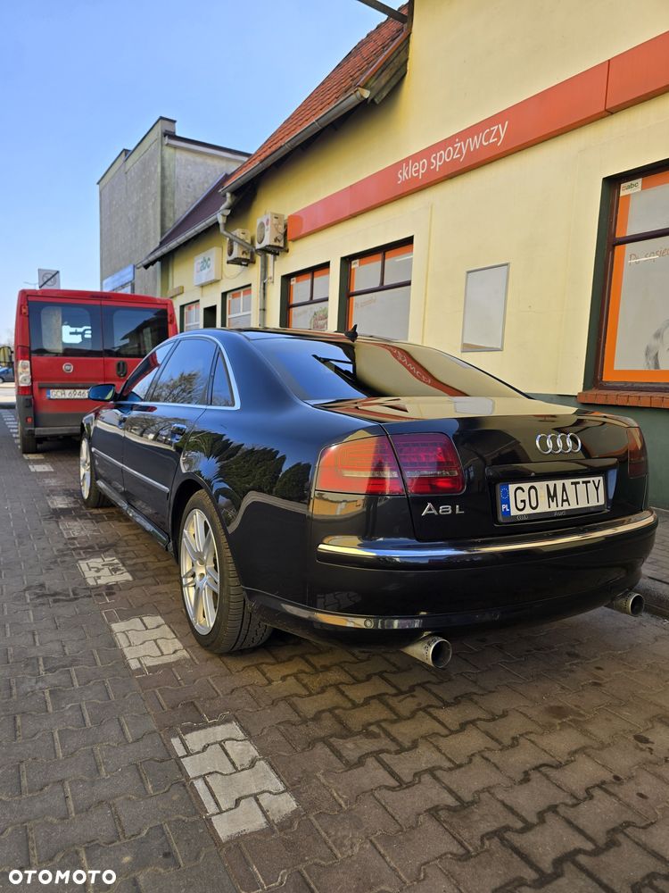 Audi A8 - 2