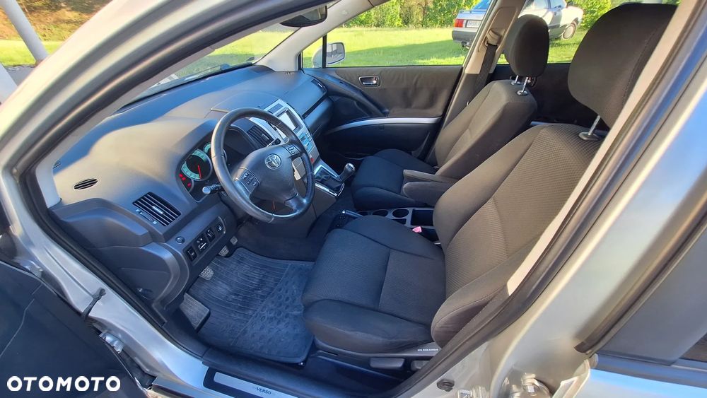 Toyota Corolla Verso 1.8 Gold 7os - 11