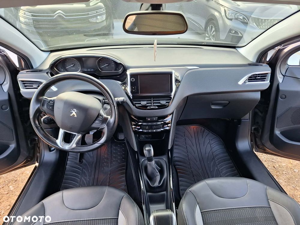 Peugeot 2008 1.6 BlueHDi Allure - 14