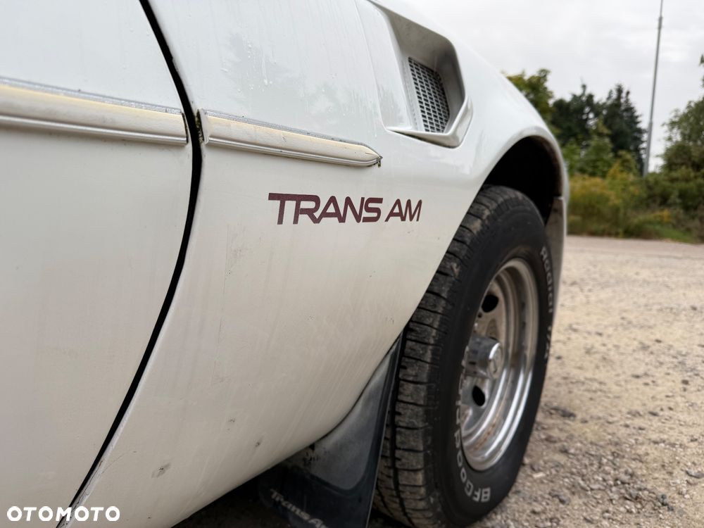 Pontiac Trans Am - 10
