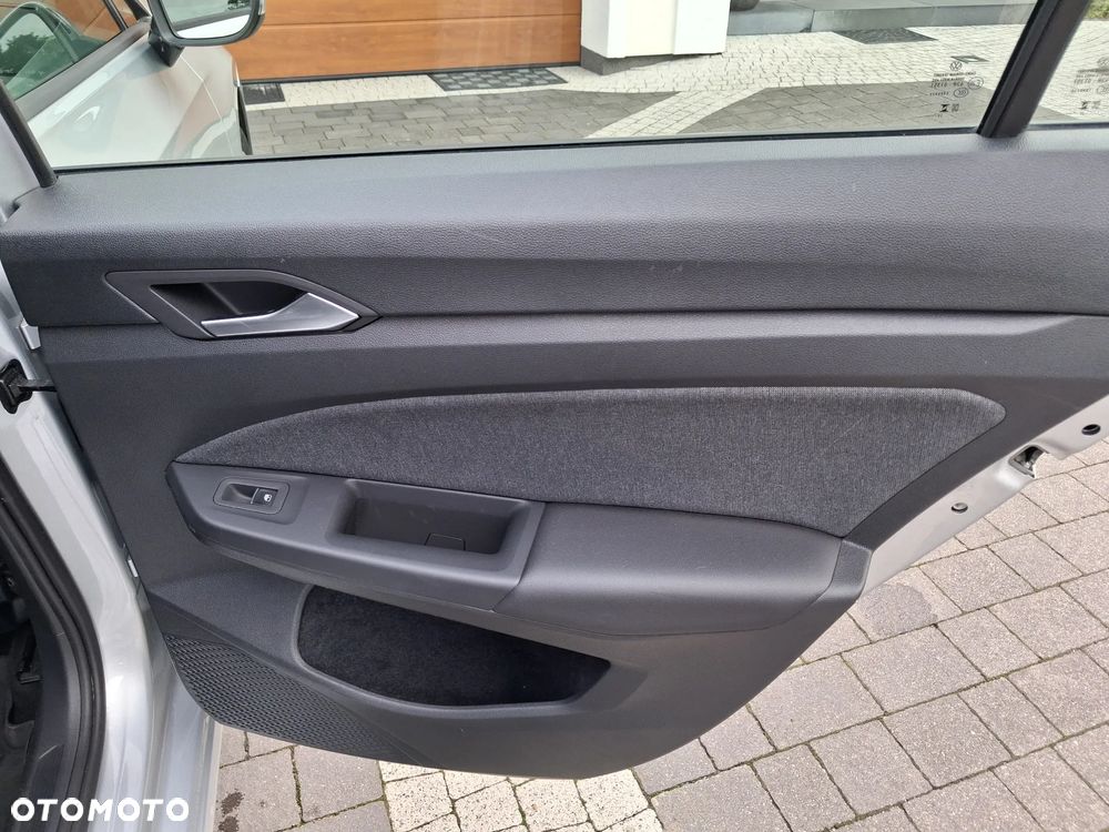 Volkswagen Golf 2.0 TDI Life - 16