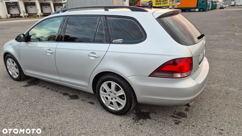 Volkswagen Golf 1.6 TDI Comfortline - 5