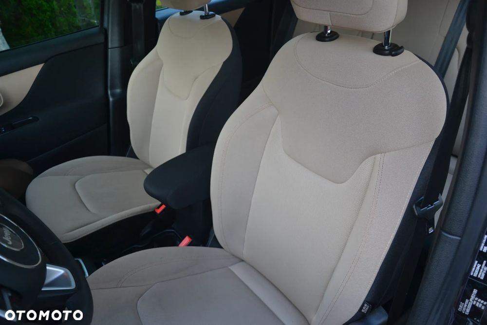Jeep Renegade 1.6 E-TorQ Longitude FWD - 18