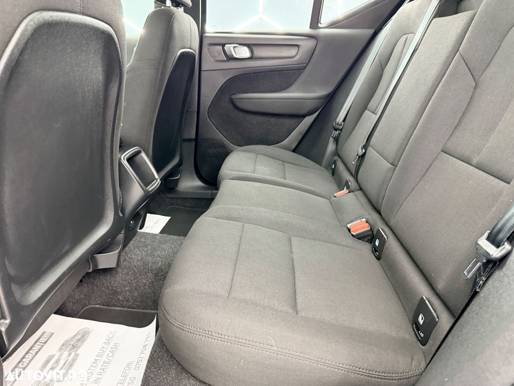 Volvo XC 40 T2 Momentum Core - 12