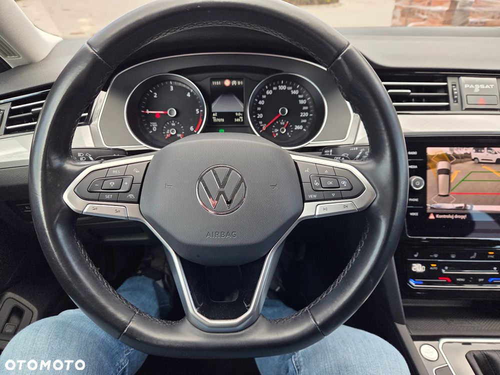 Volkswagen Passat 2.0 TDI SCR DSG Business - 18