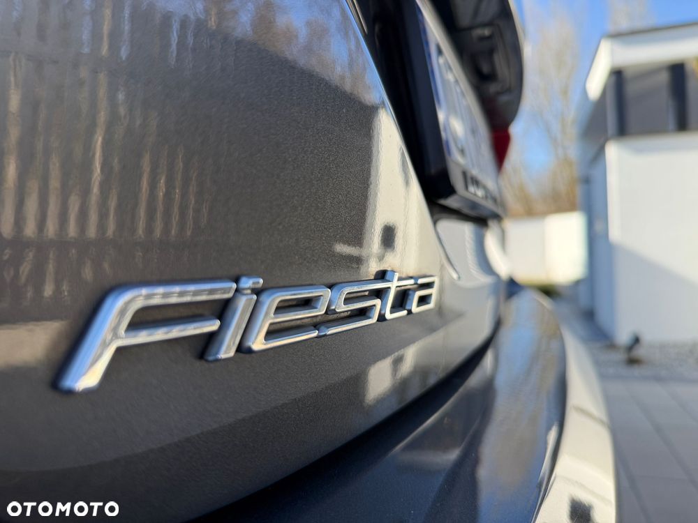 Ford Fiesta 1.0 EcoBoost STart-Stop Titanium - 23