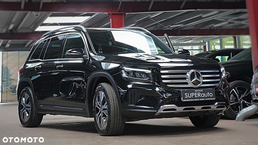 Mercedes-Benz GLB 200 7G-DCT - 3