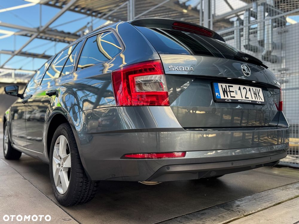 Skoda Octavia 2.0 TDI SCR Ambition DSG - 8