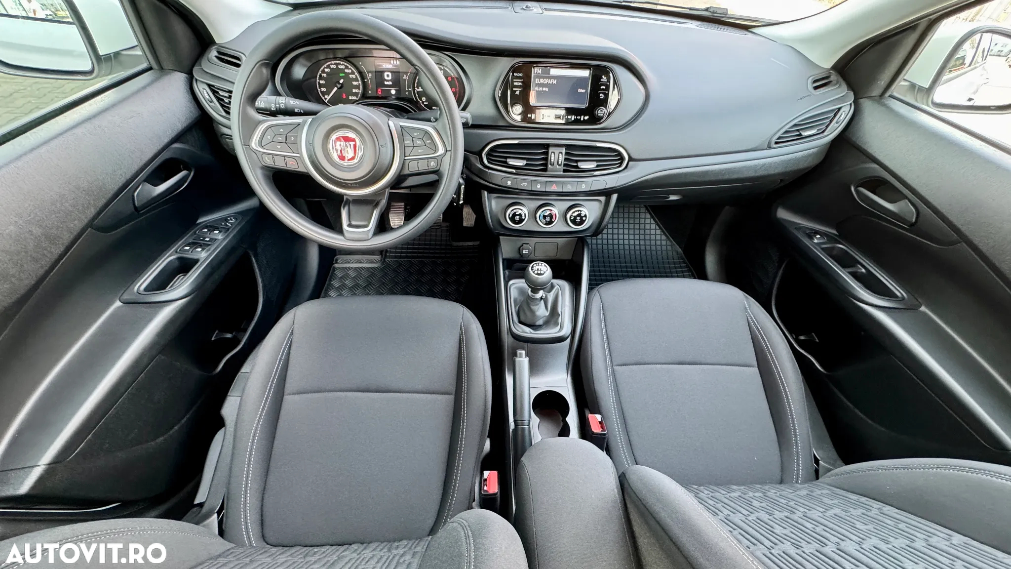 Fiat Tipo 1.6 MultiJet - 19