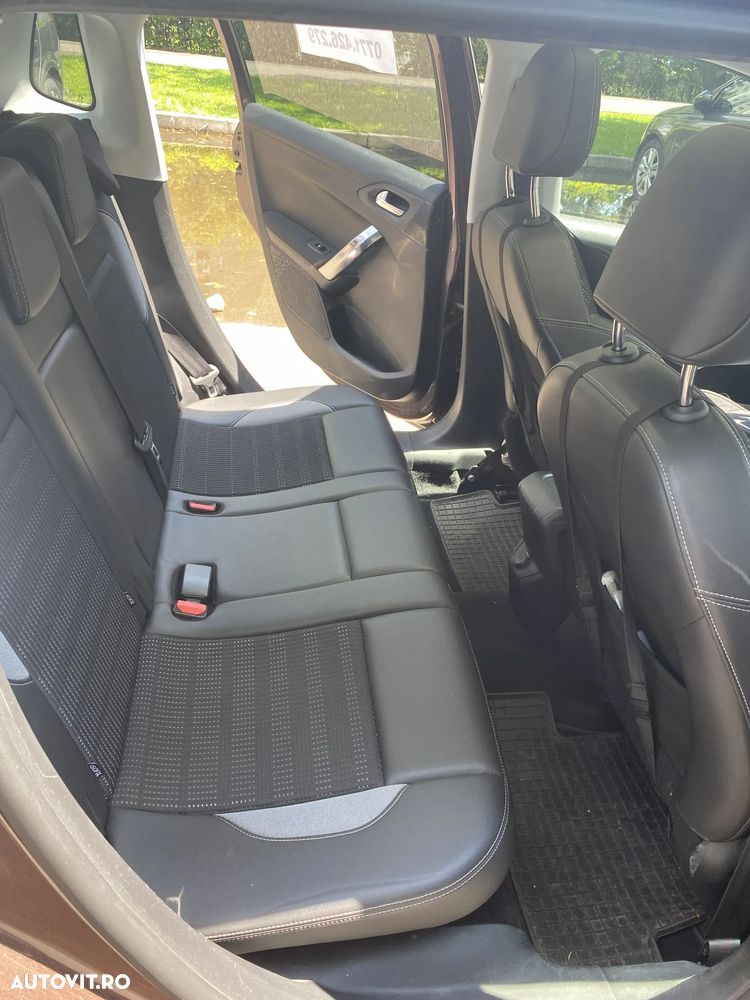 Peugeot 2008 1.6 e-HDi FAP STT Active - 6
