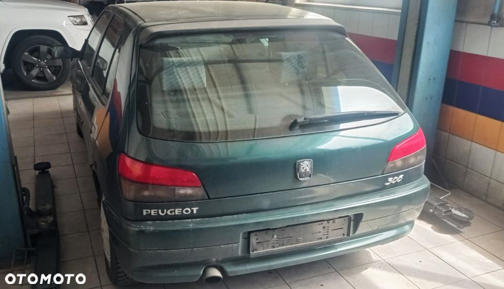 Peugeot 306 - 6