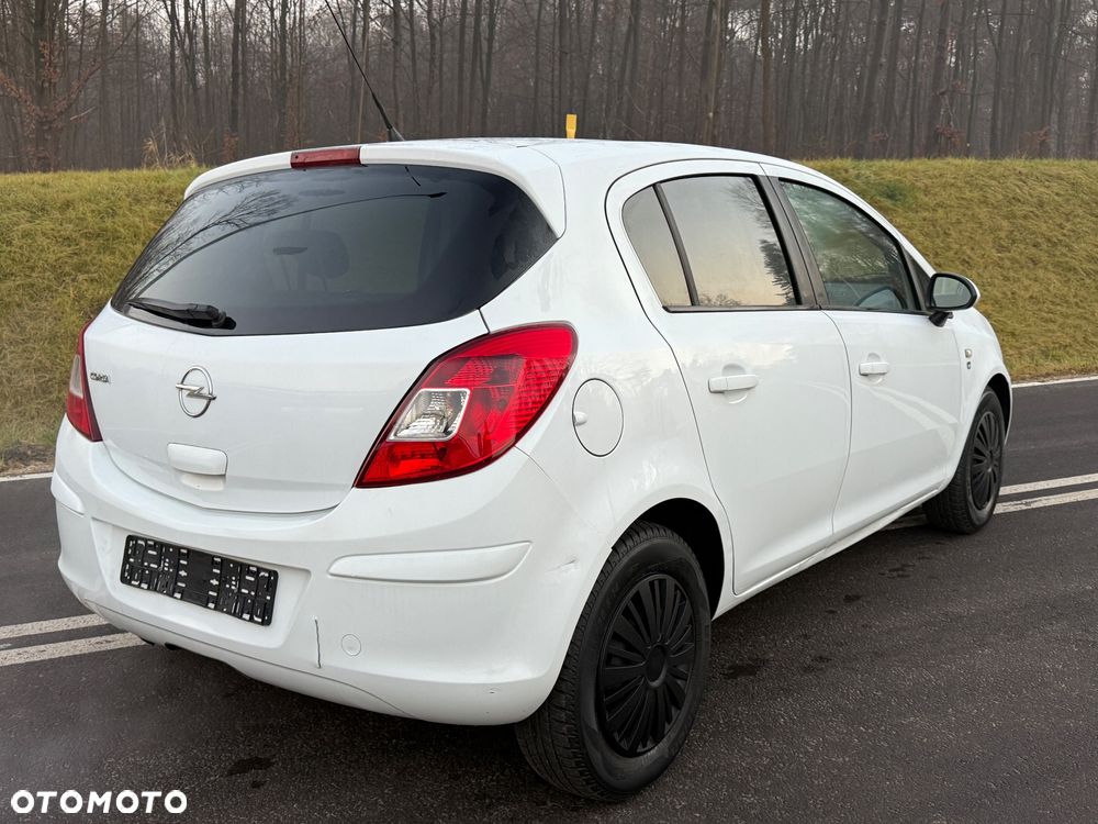 Opel Corsa 1.4 16V Cosmo - 16