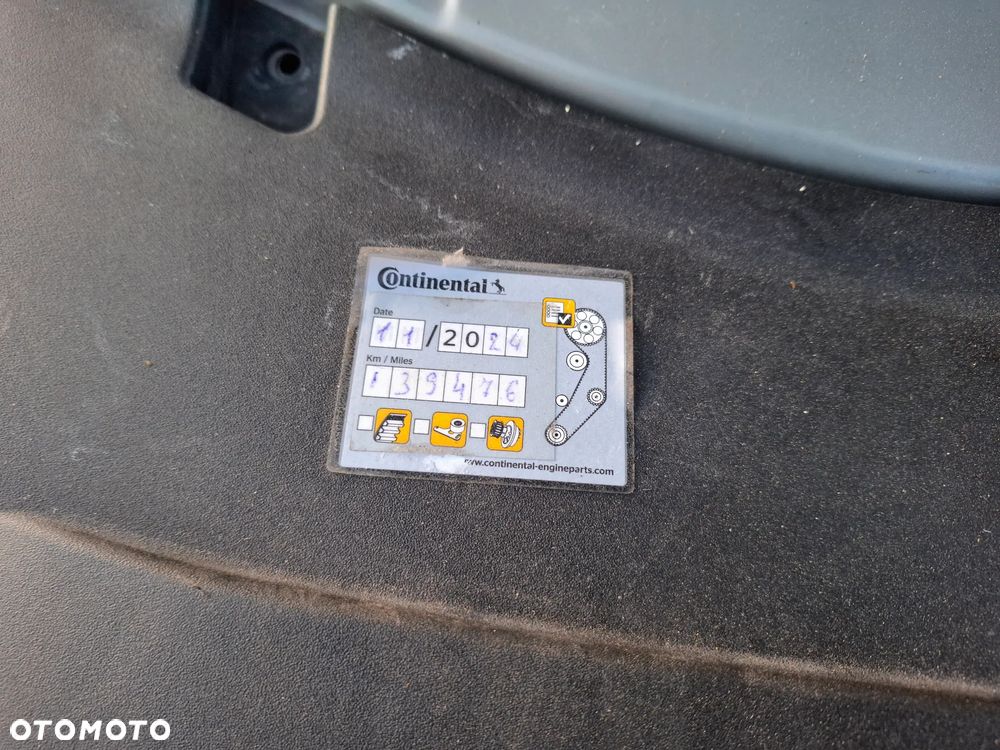 Chevrolet Captiva 2011 photo 2