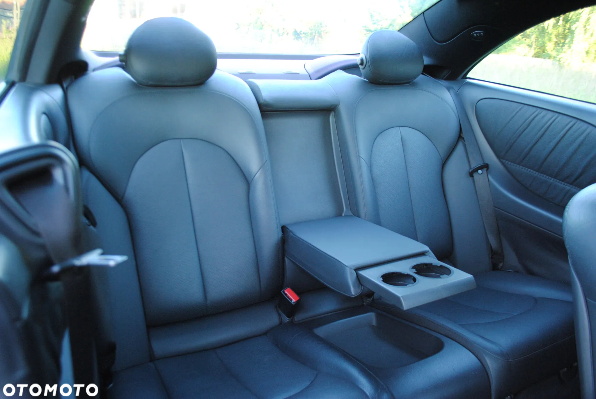 Mercedes-Benz CLK - 16