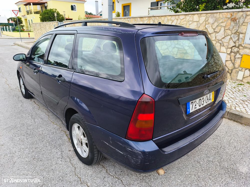 Ford Focus SW 1.8 TDdi Ghia - 4
