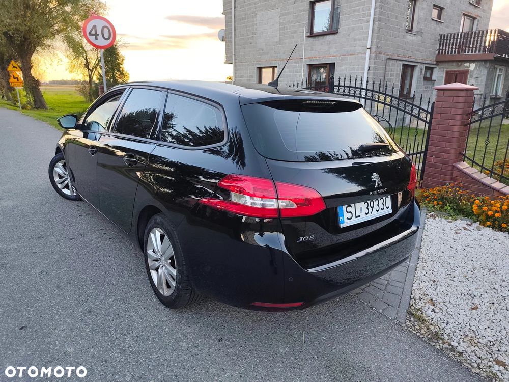 Peugeot 308 - 3