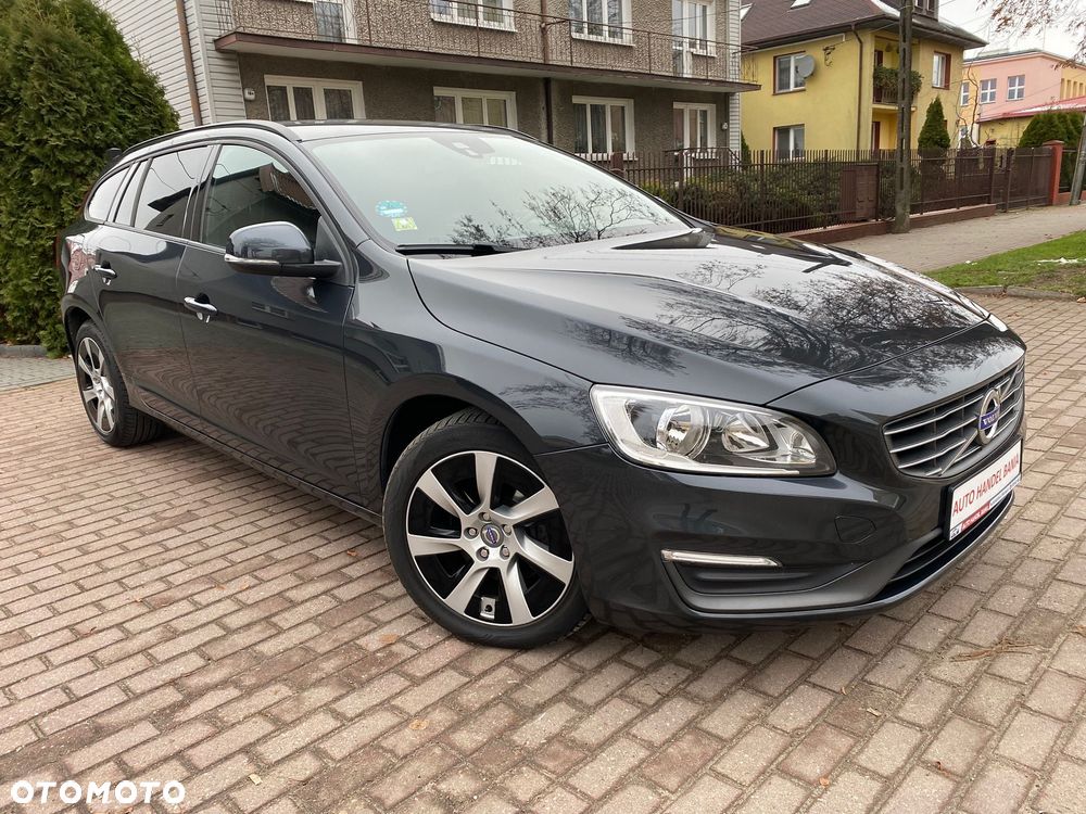 Volvo V60 D3 Geartronic Momentum - 29