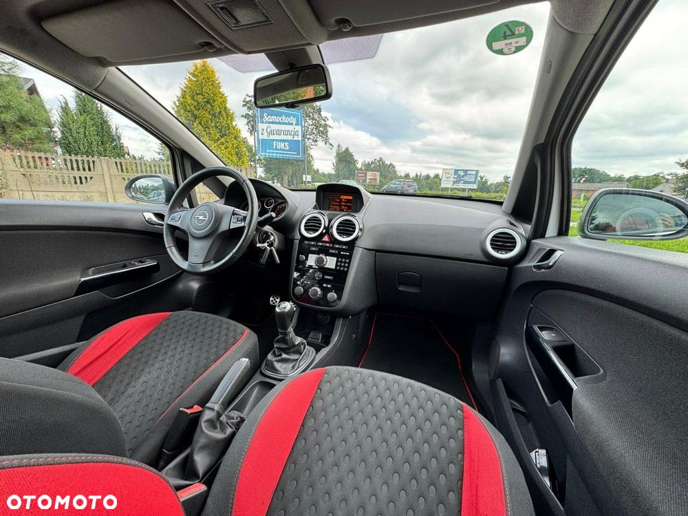 Opel Corsa 1.6 Turbo Color Edition - 24