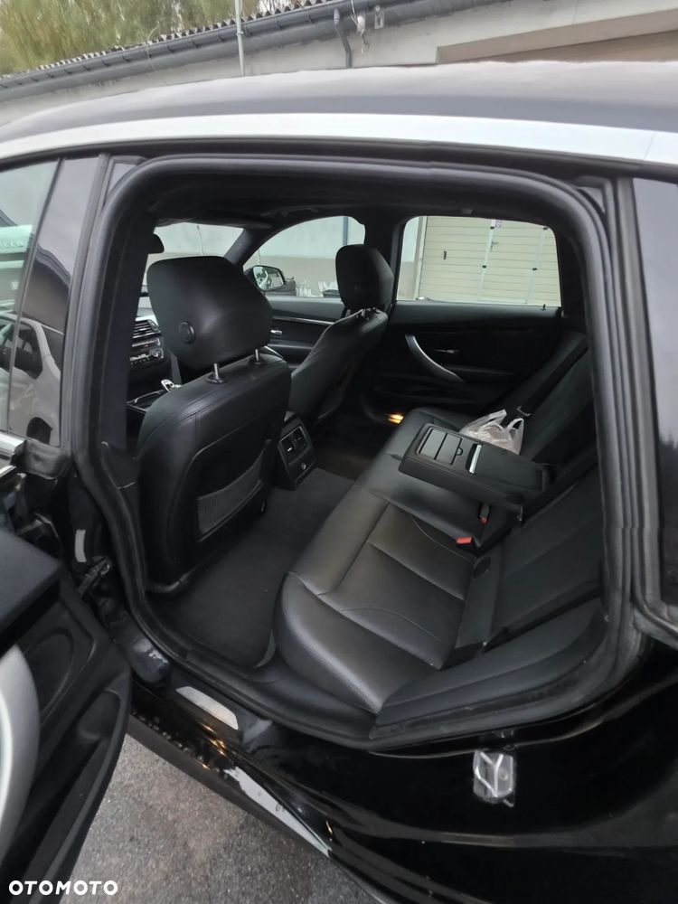 BMW Seria 3 320i GPF xDrive Sport Line Shadow - 21