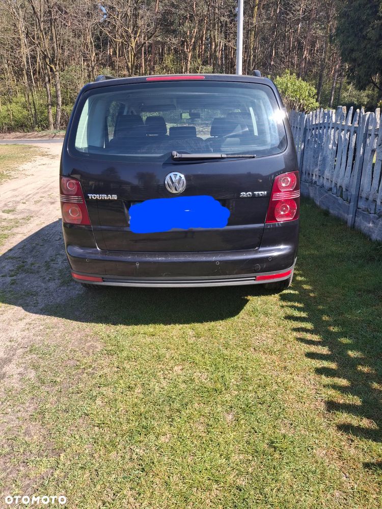 Volkswagen Touran - 7