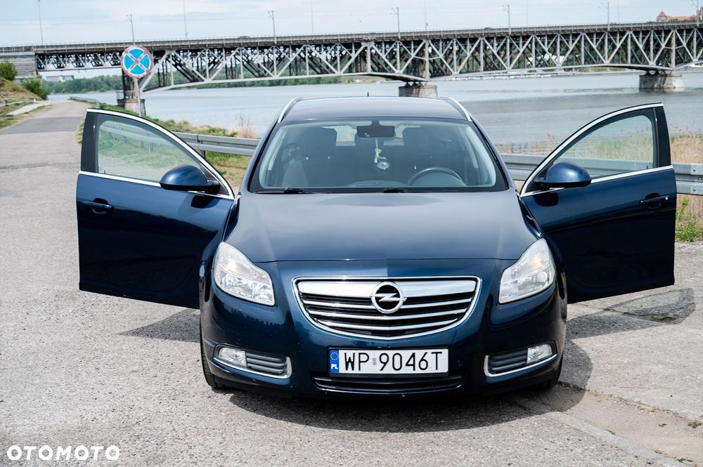 Opel Insignia - 1