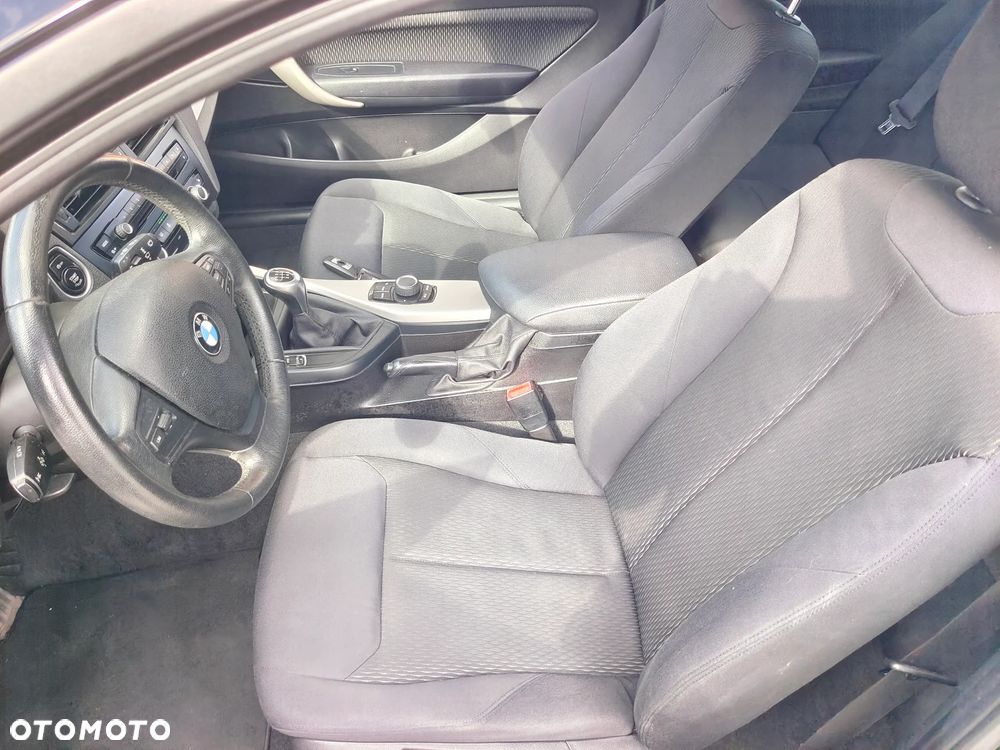 BMW Seria 1 116d Sport Line - 24