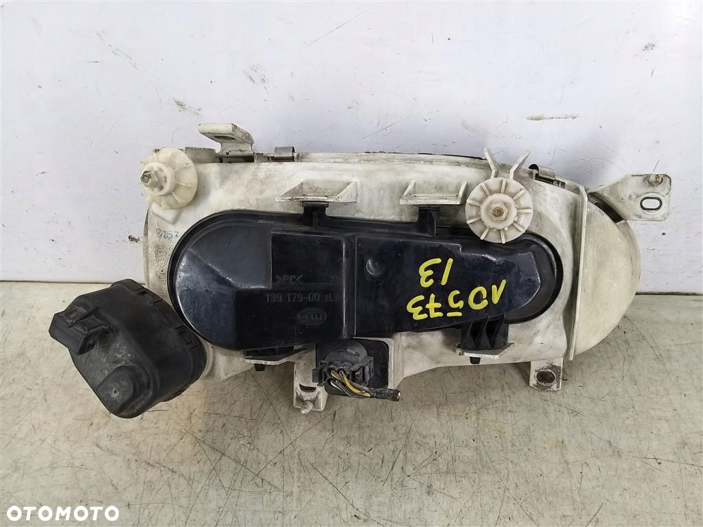 Reflektor lampa przód lewa VW Golf III 1991-1998 HELLA 139173-00L ORYGINAŁ - 2