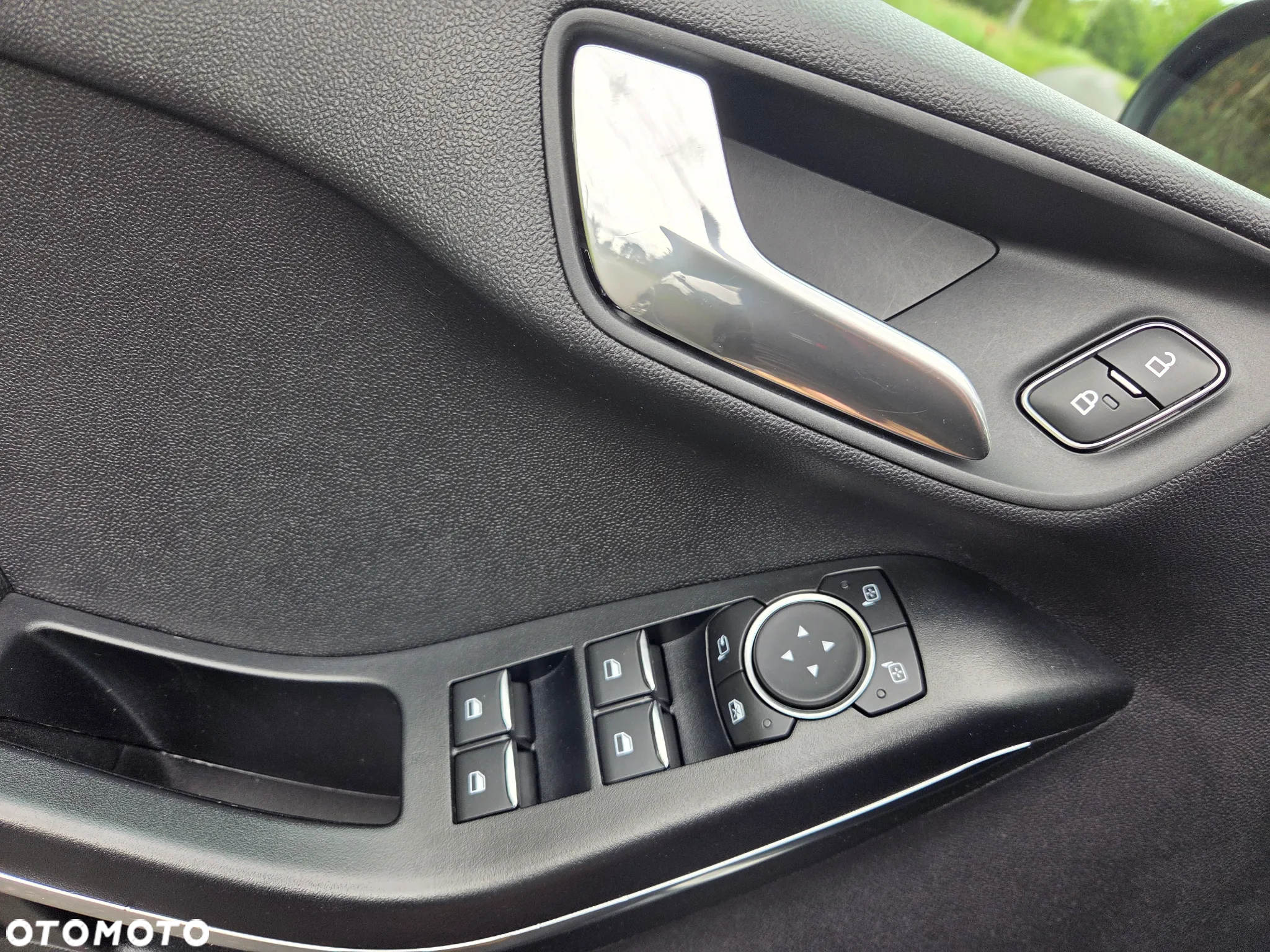 Ford Fiesta - 16