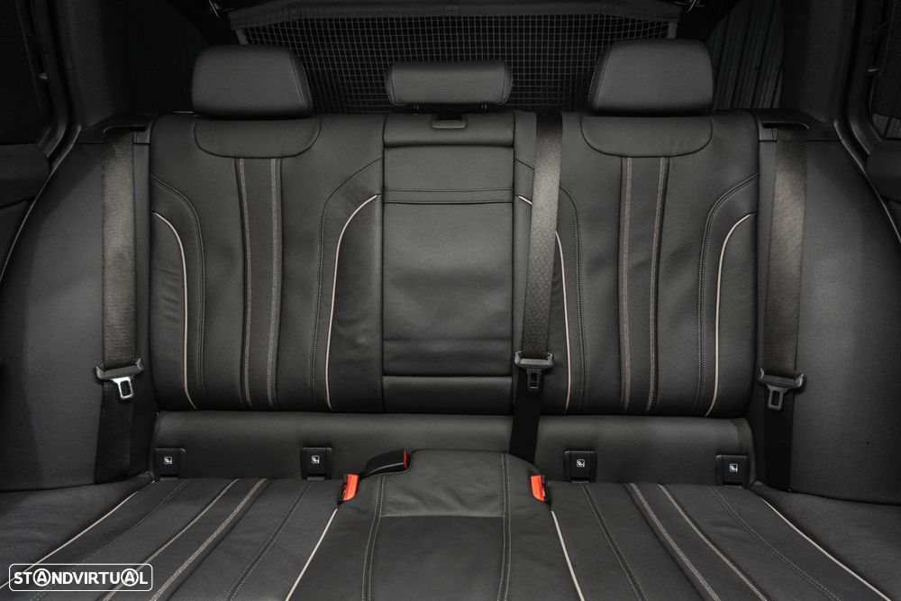 BMW 530 e Pack Desportivo M - 25
