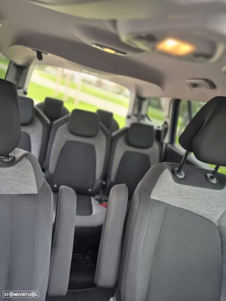 Citroën C4 Grand Picasso - 12