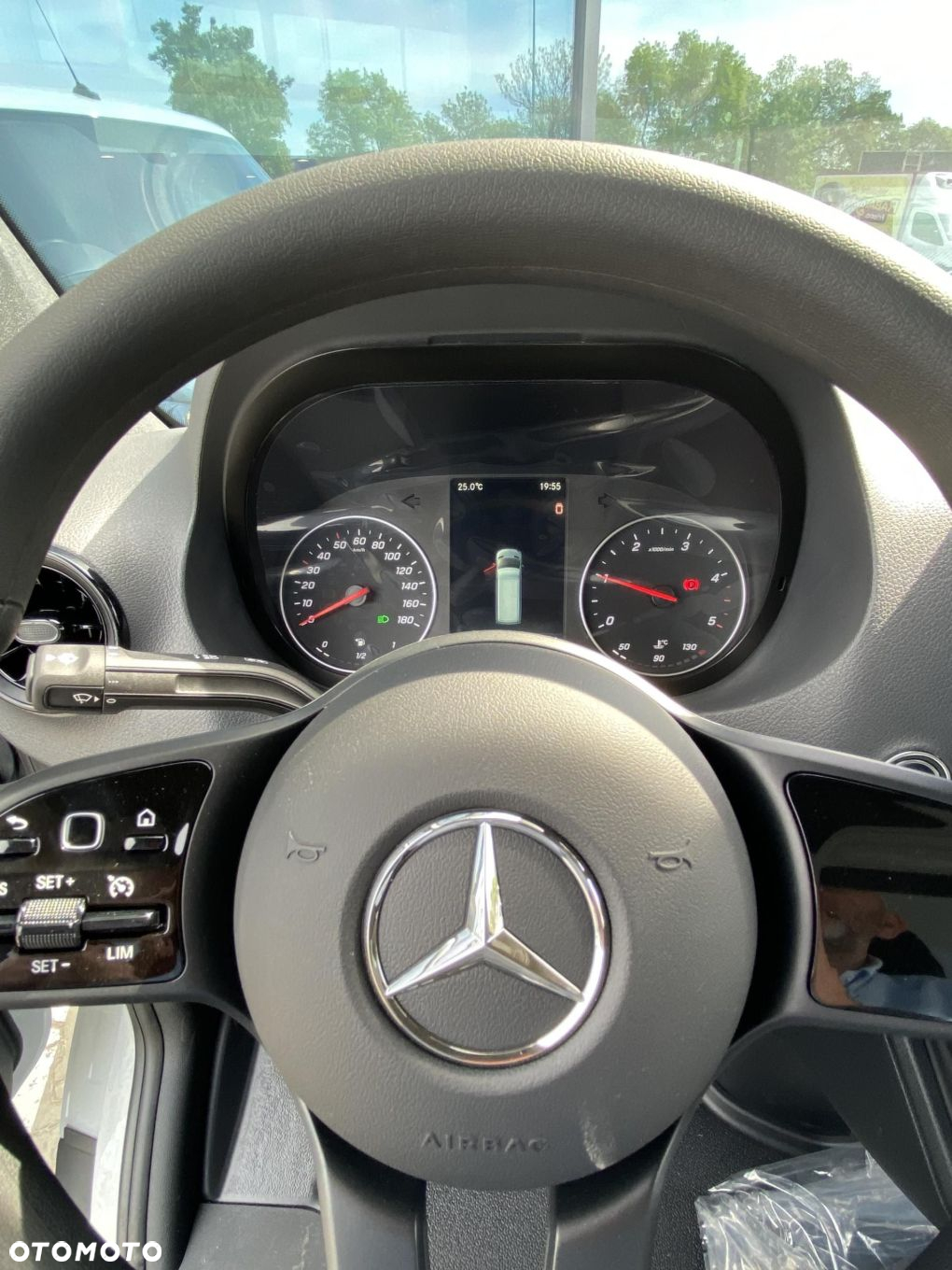 Mercedes-Benz Sprinter - 6