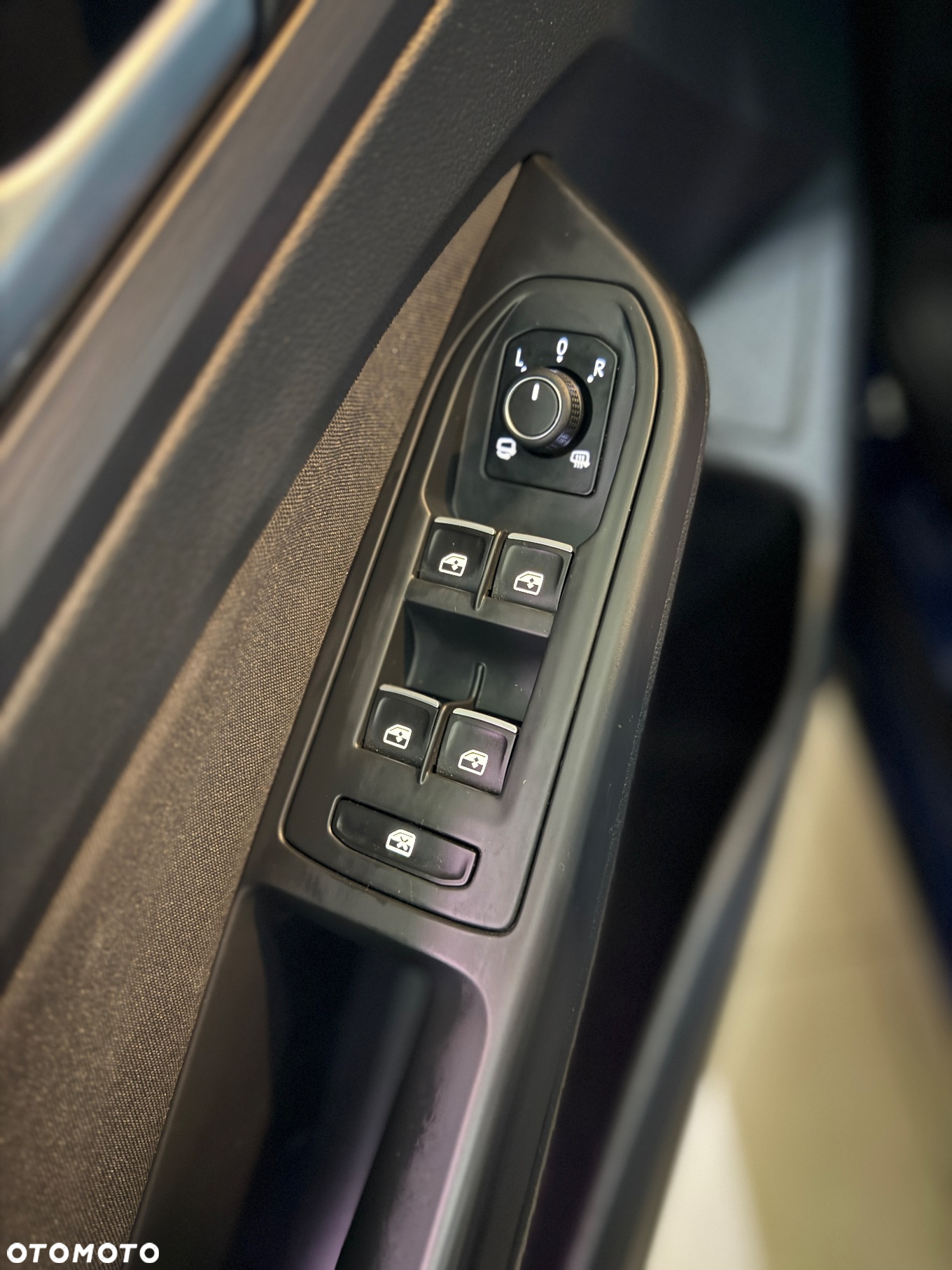 Volkswagen Golf - 15