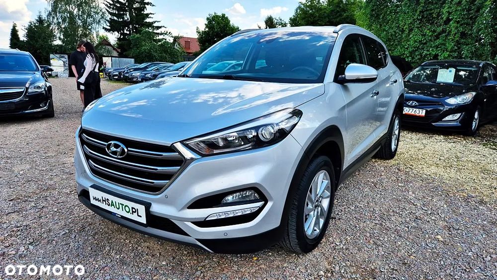 Hyundai Tucson 1.6 GDI BlueDrive GO 2WD - 25