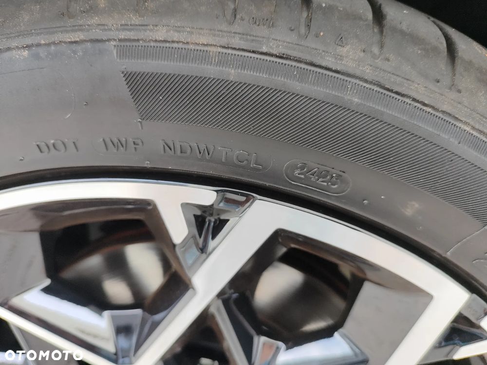 Kia ProCeed 1.5 T-GDI DCT7 OPF GT LINE - 24