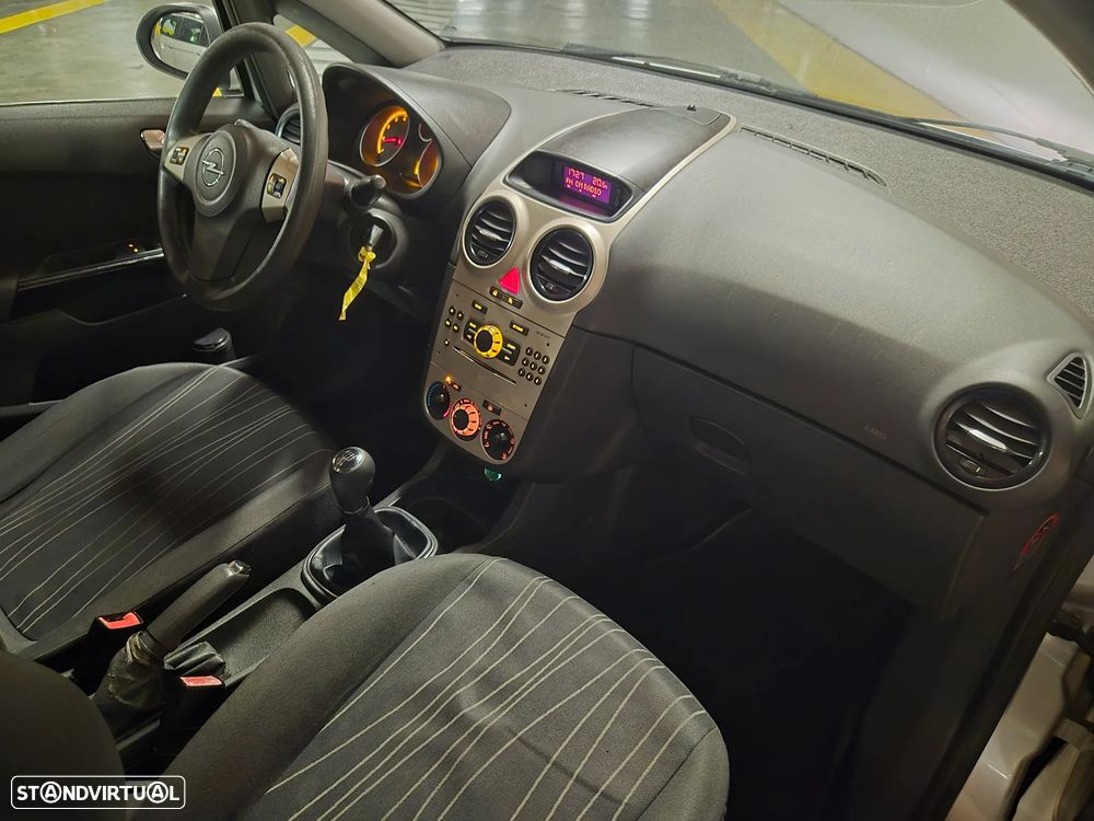 Opel Corsa 1.2 Enjoy - 21