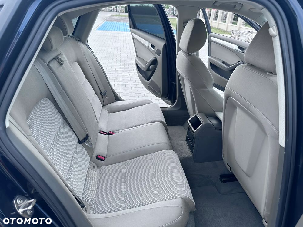 Audi A4 Limousine 2.0 TDI DPF Ambition - 35