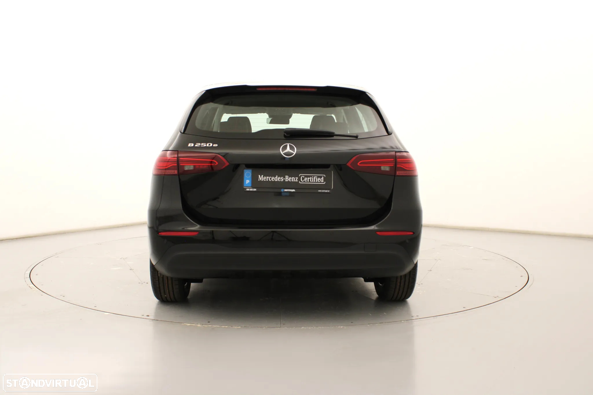 Mercedes-Benz B 250 e - 8