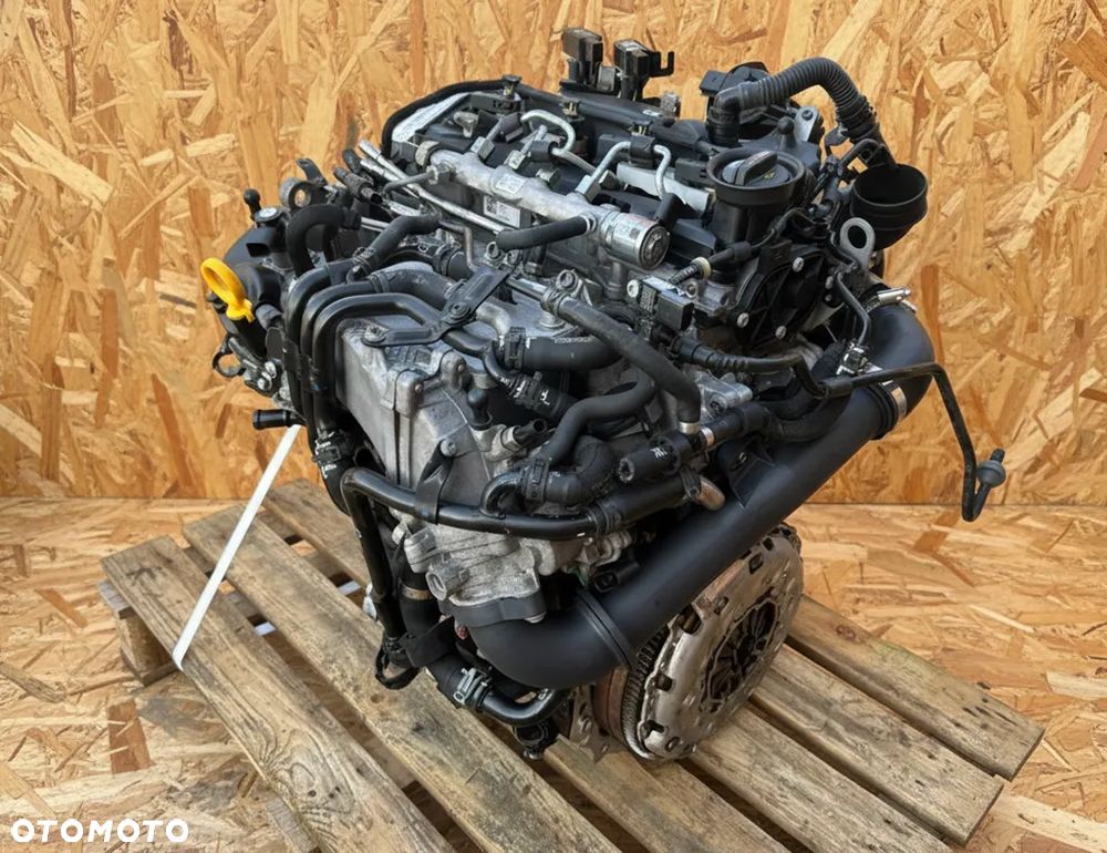 SILNIK KOMPLETNY SKODA SUPERB III (3V) VW PASSAT B8 1.6 TDI 120KM 2017r- DCX - 1