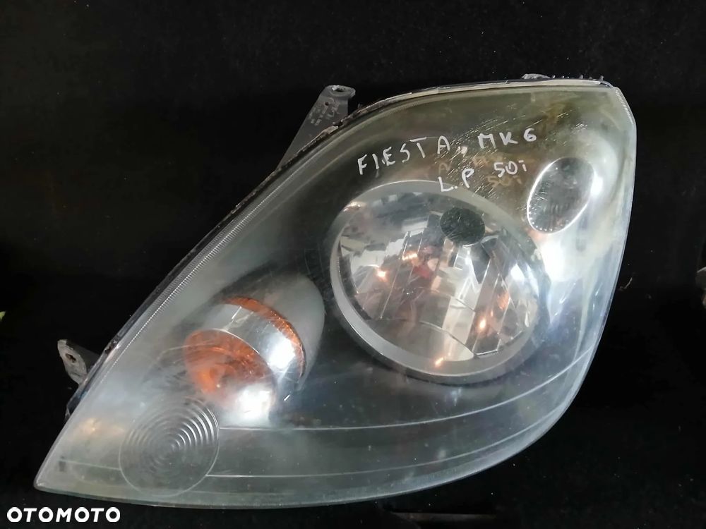 Ford Fiesta Mk6 Lift lampa przednia lewa. - 1